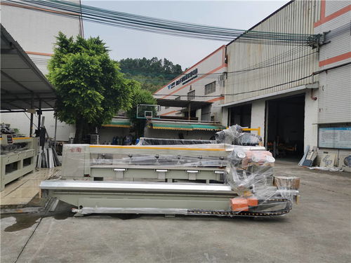 巖板設備助力陶瓷加工廠轉(zhuǎn)型升級做巖板家居產(chǎn)品 搶占巖板4萬億市場